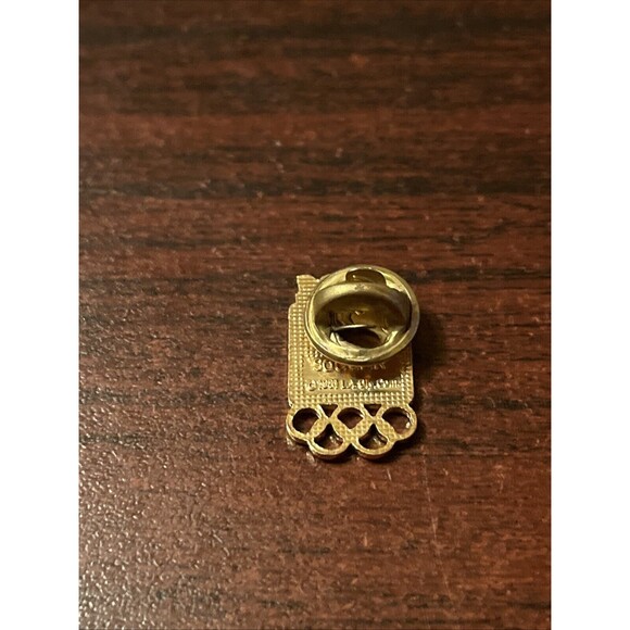1984 Los Angeles Olympics Soccer Event Lapel Hat Pin - Picture 3 of 3
